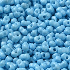焼付塗装ガラスシードビーズ  ピーナッツ  ライトスカイブルー  5.5~6x3~3.5x3mm  穴：1~1.2mm  約4000個/ポンド&nbsp;SEED-K009-01A-06