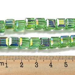 電気メッキガラスビーズセット  半分虹メッキ  多面カット  キューブ  ミックスカラー  7~7.5x7~7.5x7~7.5mm  穴：1mm&nbsp;EGLA-M031-01A-HR