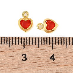 ハートラックメッキ真鍮ガラスペンダント  カドミウムフリー＆鉛フリー  長持ちメッキ  ゴールドカラー  レッド  7.5x5x2mm  穴：1mm&nbsp;KK-S385-01G-04