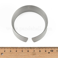 女性用304ステンレススチール製ワイドオープンカフバングル  ストライプ  内径：2.09インチ（5.3cm）  29 mm幅&nbsp;BJEW-K230-03A-P