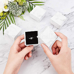 紙の厚紙  ジュエリーリングボックス  正方形  ホワイト  5.2x5.2x3.3cm&nbsp;LS-CBOX-BC0001-33