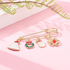 Christmas Theme Brass Safety Brooch&nbsp;X-JEWB-BR00046-03