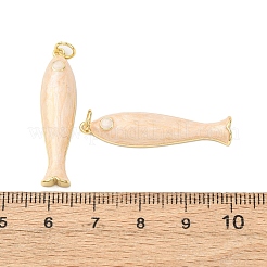 真鍮チャーム  魚  エナメル  18KGP本金メッキ  カドミウムフリー＆鉛フリー  ラックめっき  長持ちメッキ  丸カン付き  アンティークホワイト  34x8x4.5mm  穴：3.2mm&nbsp;KK-D019-29C-04G