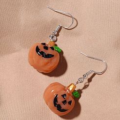ハロウィンかぼちゃのプラスチック＆樹脂製ダングルイヤリング  プラチナ  ライトサーモン  42x20mm&nbsp;FS-WGC9740-01