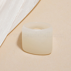 女性用長方形アクリル指輪  ホワイト  内径：17mm&nbsp;WGE6404-01