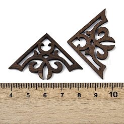 ウォールナットウッドペンダント  三角形  ココナッツブラウン  29x45x2.5mm  穴：9x6.5mm&nbsp;WOOD-A025-14