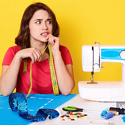 プラスチックpaillette弾性ビーズ  スパンコールビーズ  装飾アクセサリー  8列パレットロール  フラット  ブルー  69~75x1.5mm  1m /連&nbsp;OCOR-WH0077-45A