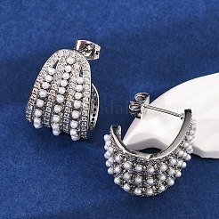 真鍮製スタンドピアス  腹筋プラスチックパールビーズ付き  鉛フリー＆カドミウムフリー  長持ちメッキ  プラチナ  22.5x15mm&nbsp;KK-U058-68P
