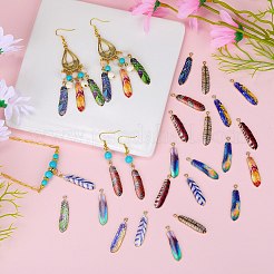 30スタイルラックメッキ合金ペンダント10個。  印刷  鉛フリー＆カドミウムフリー＆ニッケルフリー  フェザーチャーム  ライトゴールド  ミックスカラー  36.5x8x1.5mm  穴：1.8mm  3個/スタイル&nbsp;FIND-SZ0003-44