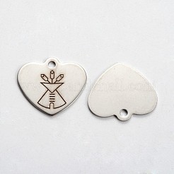 変色しない201ステンレススチールペンダント  方向模様と心  ステンレス鋼色  21x24x1mm  穴：2mm&nbsp;STAS-L165-E14