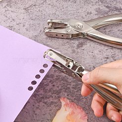 クラフト紙用鉄製単穴パンチャー  6mmの丸穴をポーチできます  ステンレス鋼色  128x59x14mm&nbsp;TOOL-R089-02