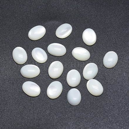 シェルカボション  オーバル  ホワイトスモーク  10x8x3.5~4mm&nbsp;SSHEL-P015-59F-1