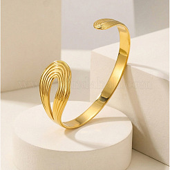 女性用304ステンレススチールカフバングル  スワール  18KGP本金メッキ  内径: 2.24インチ(5.7cm)×50mm&nbsp;WG75FE2-01