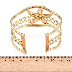 304ステンレススチール製カフステートメントバングル  女性用幅広バングル  花  イオンプレーティング（ip）  18KGP本金メッキ  内径：2.46インチ（1.85cm）&nbsp;BJEW-Z161-02G
