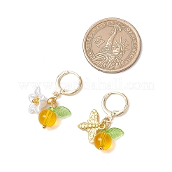 合金アクリルフープピアス  ガラスと  花とミツバチ  ミックスカラー  31x15.5mm&nbsp;EJEW-JE06439