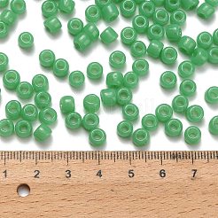 トーホー 3/0ラウンドビーズ  日本製シードビーズ  （156)セイロン翡翠  5.5mm  穴：1.9mm  約300個/50g&nbsp;SEED-XTR03-0156