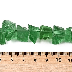 透明ガラスビーズ連売り  ナゲット  グリーン  7~25x8~24.5x5~16mm  穴：0.9~1mm  約14~28個/連  7.48''~8.43''（19~21.4センチメートル）&nbsp;G-I283-F26