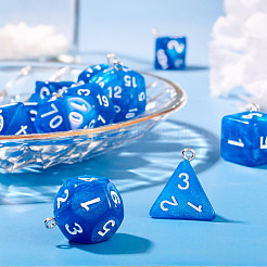 2 Sets Resin Polyhedral Dice Pendants Set&nbsp;RESI-TA0003-18C