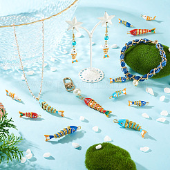 ラックメッキ真鍮チャーム  キュービックジルコニアエナメル  魚のチャーム  長持ちメッキ  鉛フリー＆カドミウムフリー  18KGP本金メッキ  レッド  26.5x8x6mm  穴：2.5x1.5mm  4pc&nbsp;KK-TA0008-56B-01