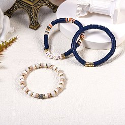 女性のために設定されたストレッチブレスレットを積み重ねる愛のビーズ  ナチュラルハウライト＆真鍮ビーズエネルギーパワーブレスレット  サマービーチ用ポリマークレイヘイシビーズブレスレット  ゴールドカラー  ミックスカラー  内径：2-1/4インチ（5.6~5.8cm）  3個/セット&nbsp;BJEW-SZ0001-93
