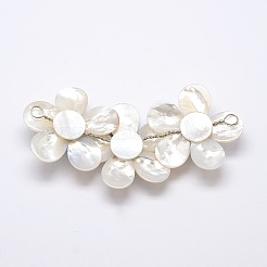 天然白いシェルマザーオブパールの花の大きなペンダント  プラチナメッキ真鍮のパーツとシェルパール  フローラルホワイト  45x110x16mm  穴：3x5mm&nbsp;SSHEL-J034M-11