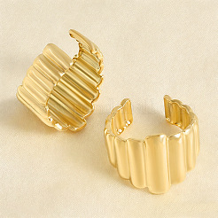 不規則な幾何学模様の304ステンレススチール製カフオープンリング（女性用）  18KGP本金メッキ  17mm  内径：21mm&nbsp;VH9250-2
