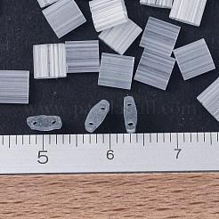MIYUKIティラビーズ  日本製シードビーズ  2穴  （tl2596)シルクペールライトグレー  5x5x1.9mm  穴：0.8mm  約118PCS /ボトル  10 G /ボトル&nbsp;SEED-JP0008-TL2596