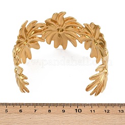 女性用304ステンレススチールカフバングル  ゴールド  花  1-1/2インチ（3.9cm）  内径：2-3/8インチ（6cm）&nbsp;BJEW-D363-04A-G