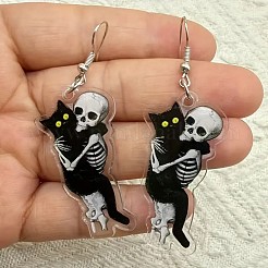 猫の形と頭蓋骨のアクリル製ダングルイヤリング  プラチナ  ブラック  30mm&nbsp;FS-WGAA370-02