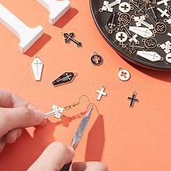 40個8スタイルアロイエナメルペンダント  クロス  ライトゴールド  ミックスカラー  15~26x10~14x2mm  穴：1.8mm  5個/スタイル&nbsp;ENAM-CJ0005-20