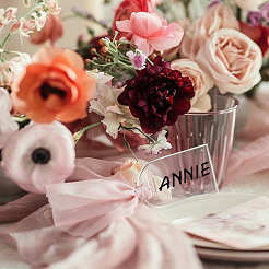 アクリルテーブル席札45枚  結婚式の席札  ポリエステルリボン付き  ミスティローズ  18.5mm&nbsp;AJEW-OC00039
