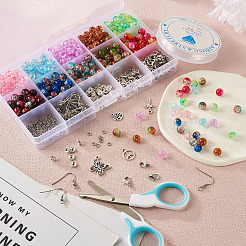 DIY ビーズ ダングル イヤリング ペンダント デコレーション メイキング キット  アクリルクラックルビーズを含む  バタフライ & ピースサイン & クロス 合金ペンダント & クラスプ  304ステンレススチールピアスフック  はさみ  ミックスカラー  617個/袋&nbsp;DIY-TA0008-02