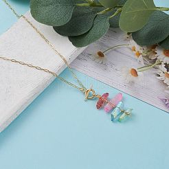 電気メッキ天然水晶ワイヤーラップペンダントネックレス  真鍮のペーパークリップチェーンと304ステンレススチールのトグル留め具付き  ナゲット  カラフル  ゴールドカラー  20.07インチ（51cm）&nbsp;NJEW-JN03256