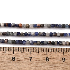 天然石ソーダライトビーズ連売り  多面カット  キューブ  2~2.5x2.5x2.5mm  穴：0.7mm  約165~167個/連  15.04''~15.12''（38.2~38.4センチメートル）&nbsp;G-RM2025-C20-A