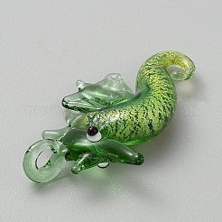 手作りランプワークペンダント  タツノオトシゴチャーム  グリーン  43.5~46x21~27x9~12mm  穴：3x4~4.5mm&nbsp;LAMP-CJC0012-08C