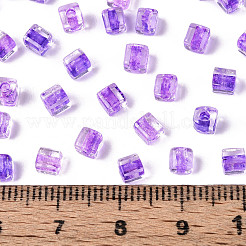 内側が透明な色のガラスシードビーズ  キューブ  紫色のメディア  3.8~4x3.6~4x3.6~4mm  穴：1.4~1.5mm  約4090個/ポンド&nbsp;SEED-T007-11B