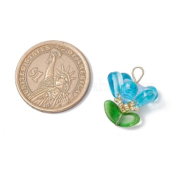 真鍮ガラスの花のペンダント  ディープスカイブルー  22x18.5x18.5mm  穴：3.5x3.5mm&nbsp;PALLOY-MZ00630-06