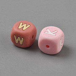 アルファベットのA～Zの模様が付いたキューブ、食品グレードの環境に優しいシリコンビーズ  ミックスカラー  12x12x12mm  穴：2mm&nbsp;SIL-WH0014-59