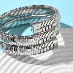 304ステンレススチール製スネークチェーンバングル  幅広のバングル  ステンレス鋼色  内径：2-1/8インチ（5.5cm）&nbsp;BJEW-F522-01P