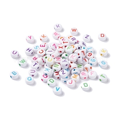 288g26スタイルの白いアクリルビーズ  混合色の文字が付いたフラットラウンド  a～zの文字  7x3.5~4mm  穴：1.5mm&nbsp;SACR-X0015-16