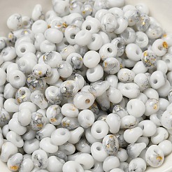 焼付塗装ガラスシードビーズ  丸い穴  ティアドロップ  ライトグレー  5~5.5x4~5x3~3.5mm  穴：1.2mm  約55個/10g&nbsp;X1-SEED-F006-01A-09