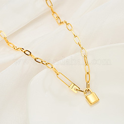 女性用ラブロックステンレススチールペンダントペーパークリップチェーンネックレス  ゴールドカラー  15.75インチ（40cm）&nbsp;FS-WGF94E3-01
