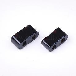 2穴不透明ガラスシードビーズ  長方形  ブラック  4.5~5.5x2x2~2.5mm  穴：0.5~0.8mm&nbsp;SEED-S023-05F