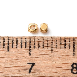 真鍮ビーズ  ポリゴン  ラックめっき  長持ちメッキ  カドミウムフリー＆鉛フリー  24KGP本金メッキ  2x2x2mm  穴：1mm&nbsp;KK-C157-16G