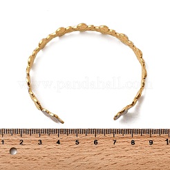 女性用304ステンレススチールカフバングル  18KGP本金メッキ＆ステンレススチールカラー  花  内径：1-7/8x2-3/8インチ（4.9x6.05cm）&nbsp;BJEW-F509-03C-G