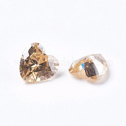 キュービックジルコニア尖底カボション  ハート  多面カット  ゴールデンロッド  5x5x3mm&nbsp;ZIRC-WH0001-C02