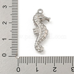 変色しない304ステンレススチールペンダント  タツノオトシゴのチャーム  ステンレス鋼色  26x10x4.5mm  穴：1.5mm&nbsp;X-STAS-I307-534P