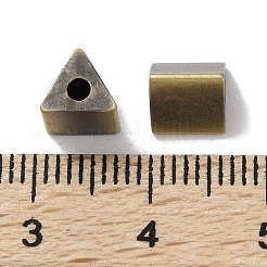 チベットスタイルのブラスビーズ  カドミウムフリー＆鉛フリー  三角形  アンティークブロンズ  5.5x6.5x6.5mm  穴：2mm&nbsp;KK-M284-12AB