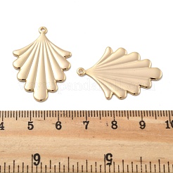 真鍮チャーム  葉  長持ちメッキ  18KGP本金メッキ  32x22x1mm  穴：1.4mm&nbsp;KK-V003-18