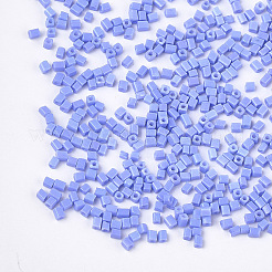 ペイントガラスビーズを焼く  キューブ  コーンフラワーブルー  2~6x2x2mm  穴：0.8mm  約30000個/袋&nbsp;SEED-S023-11B-12